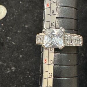 925 silver ring with CZ